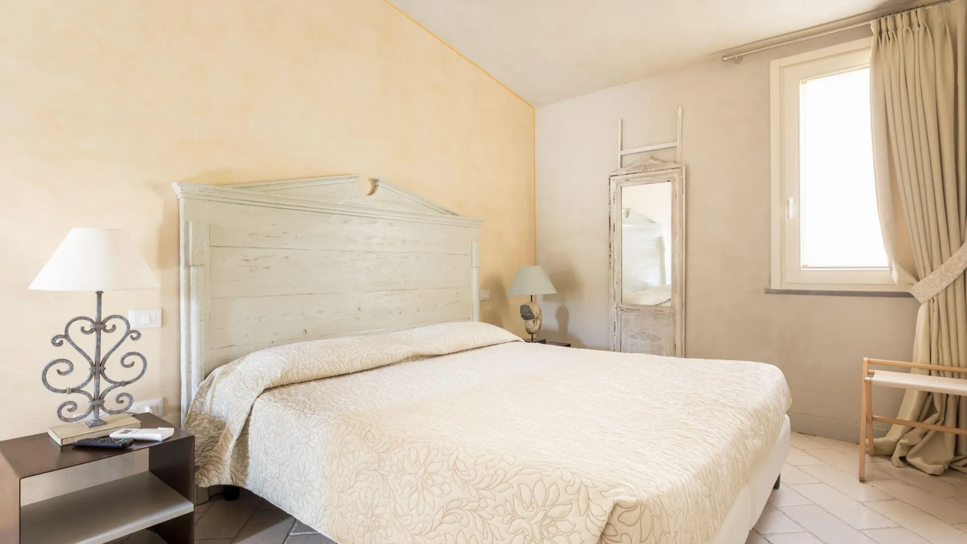 Il Cortiletto Hotel Maison Tresnuraghes